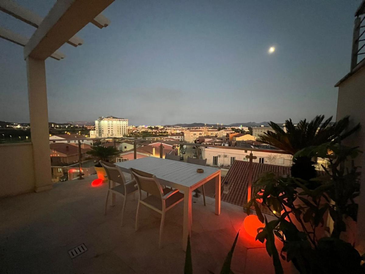 Top Penthouse Olbia Extérieur photo