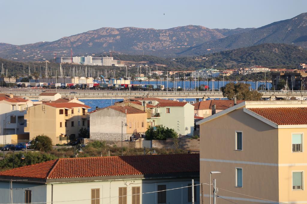 Top Penthouse Olbia Extérieur photo